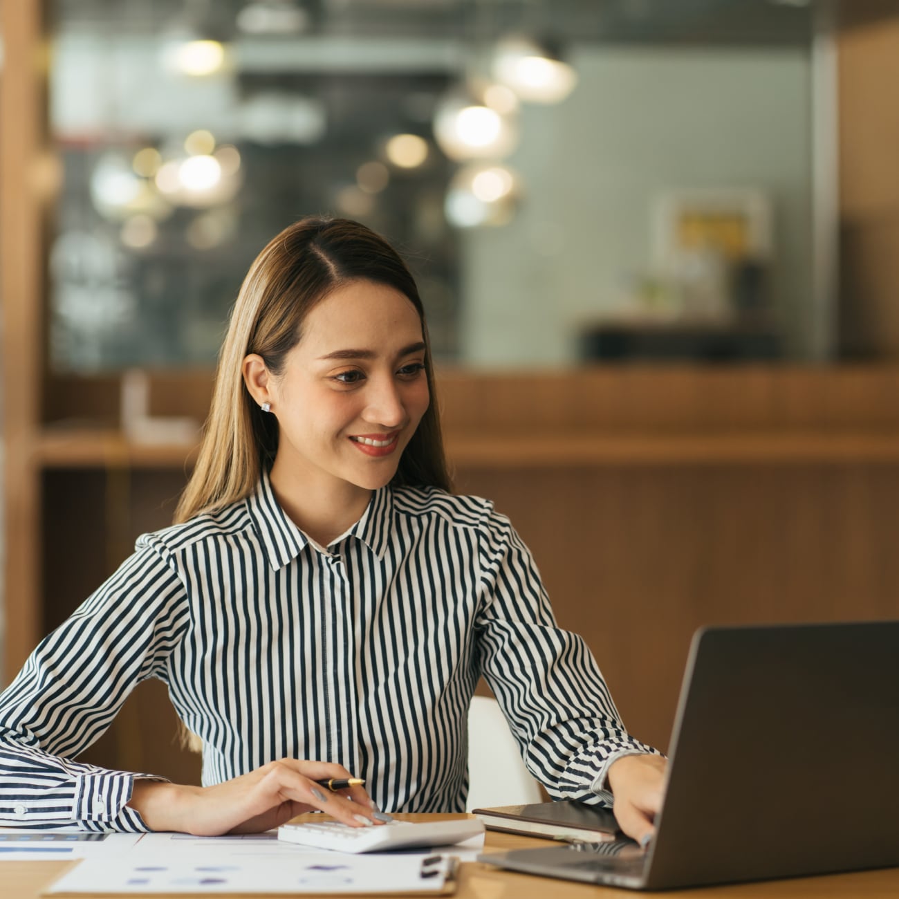 woman on a laptop computer